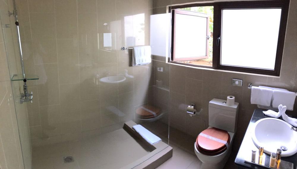Petit Amour Villa Glacis  Luaran gambar