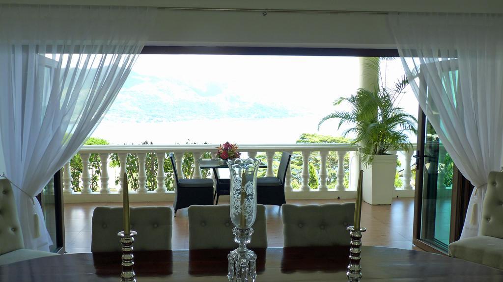 Petit Amour Villa Glacis  Luaran gambar
