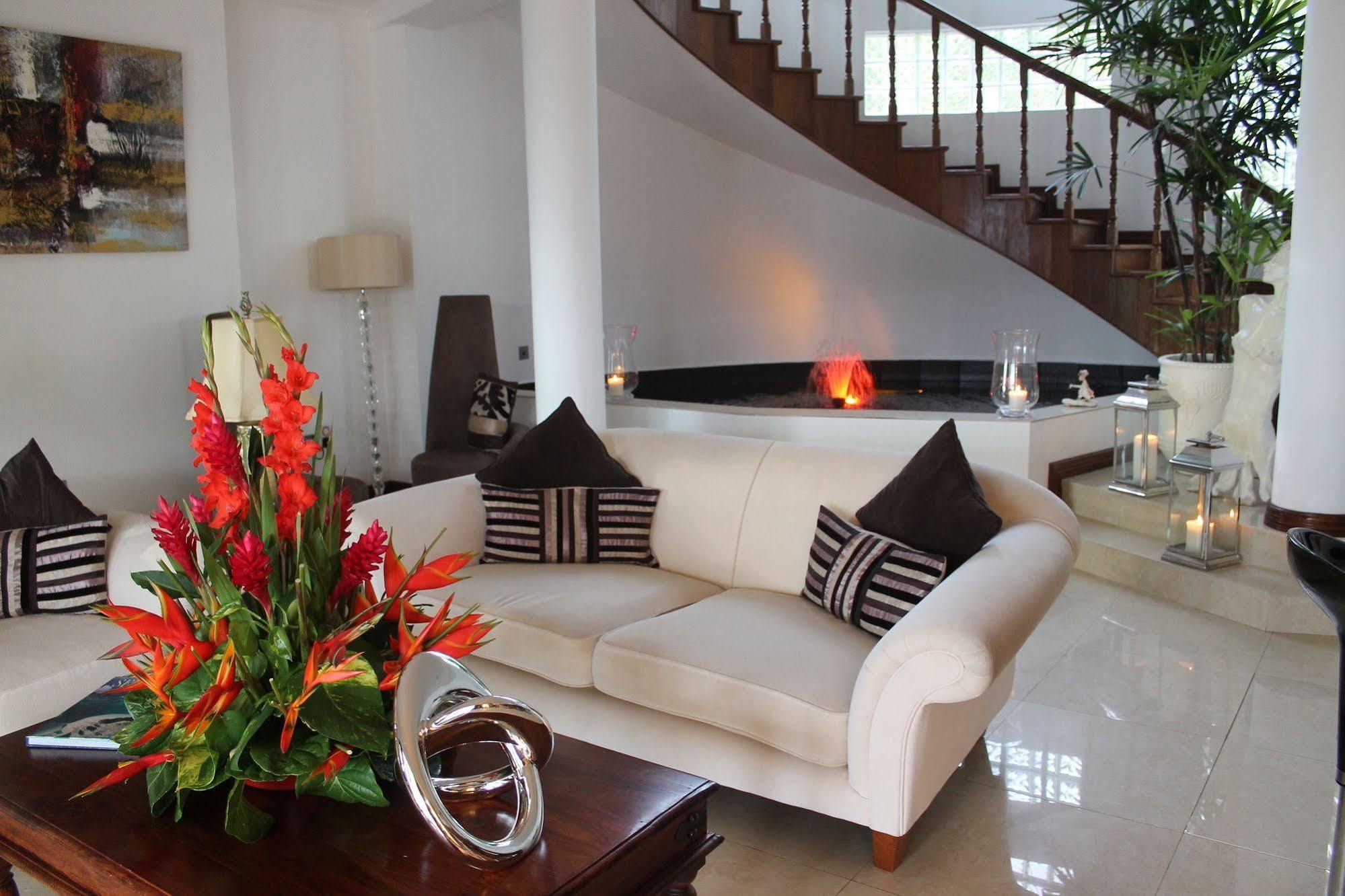 Petit Amour Villa Glacis  Luaran gambar